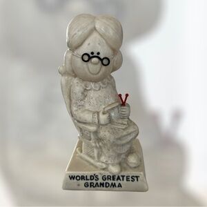 R & W Berrie World’s Greatest Grandma figurine